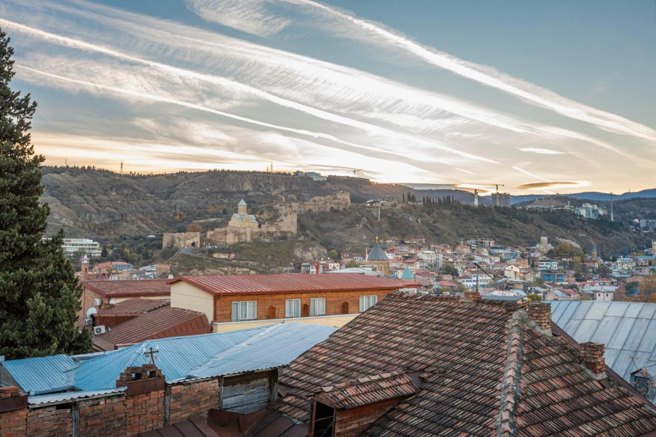 Sunny Hotel Тбилиси Экстерьер фото
