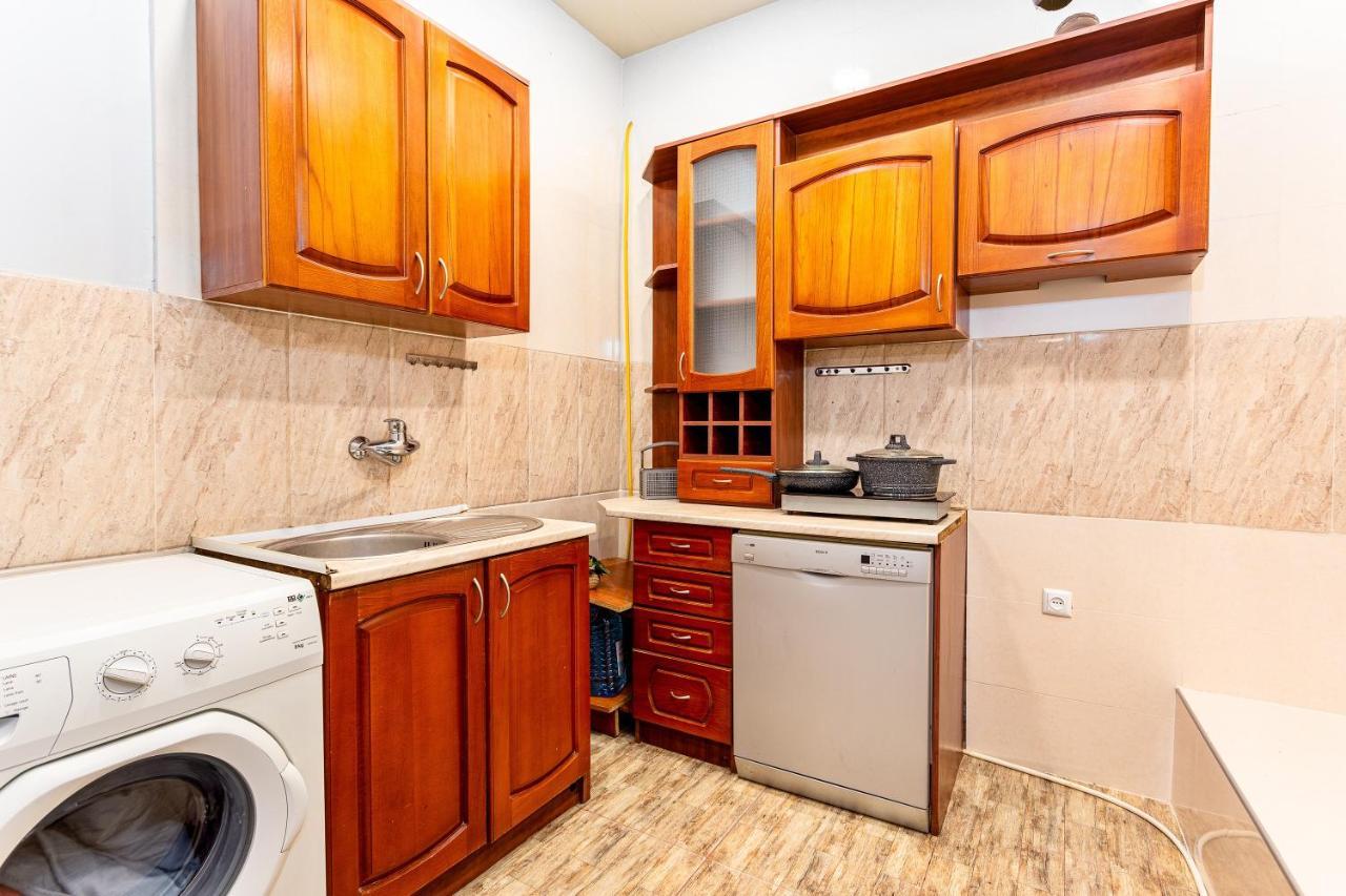Sunny Hotel Тбилиси Экстерьер фото