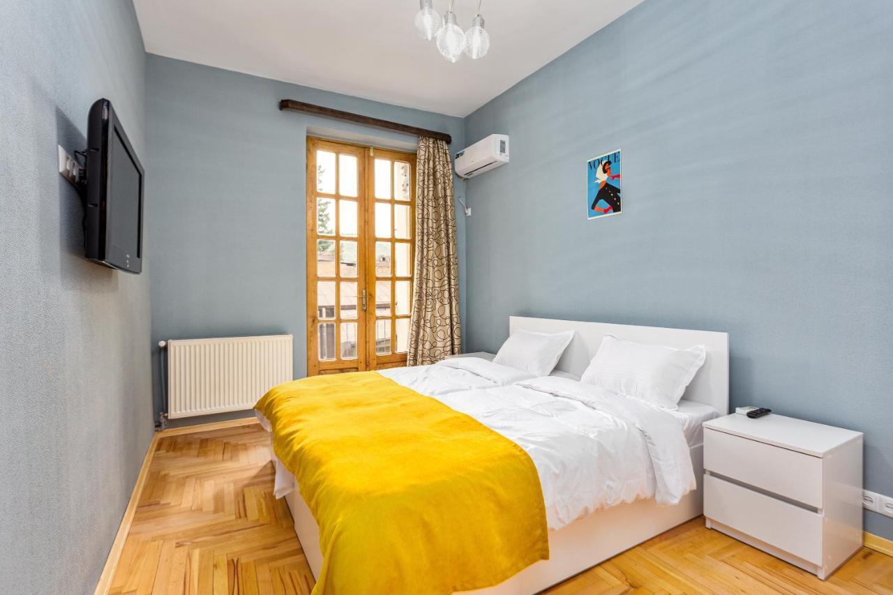 Sunny Hotel Тбилиси Экстерьер фото